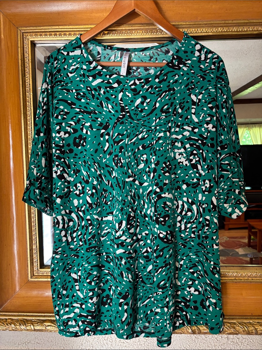 Dear Scarlett Green Animal Print Top - Size L